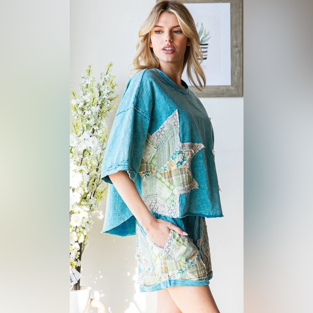 Oli & Hali Blue Star Women Shorts and Top Set - Picture 2 of 3